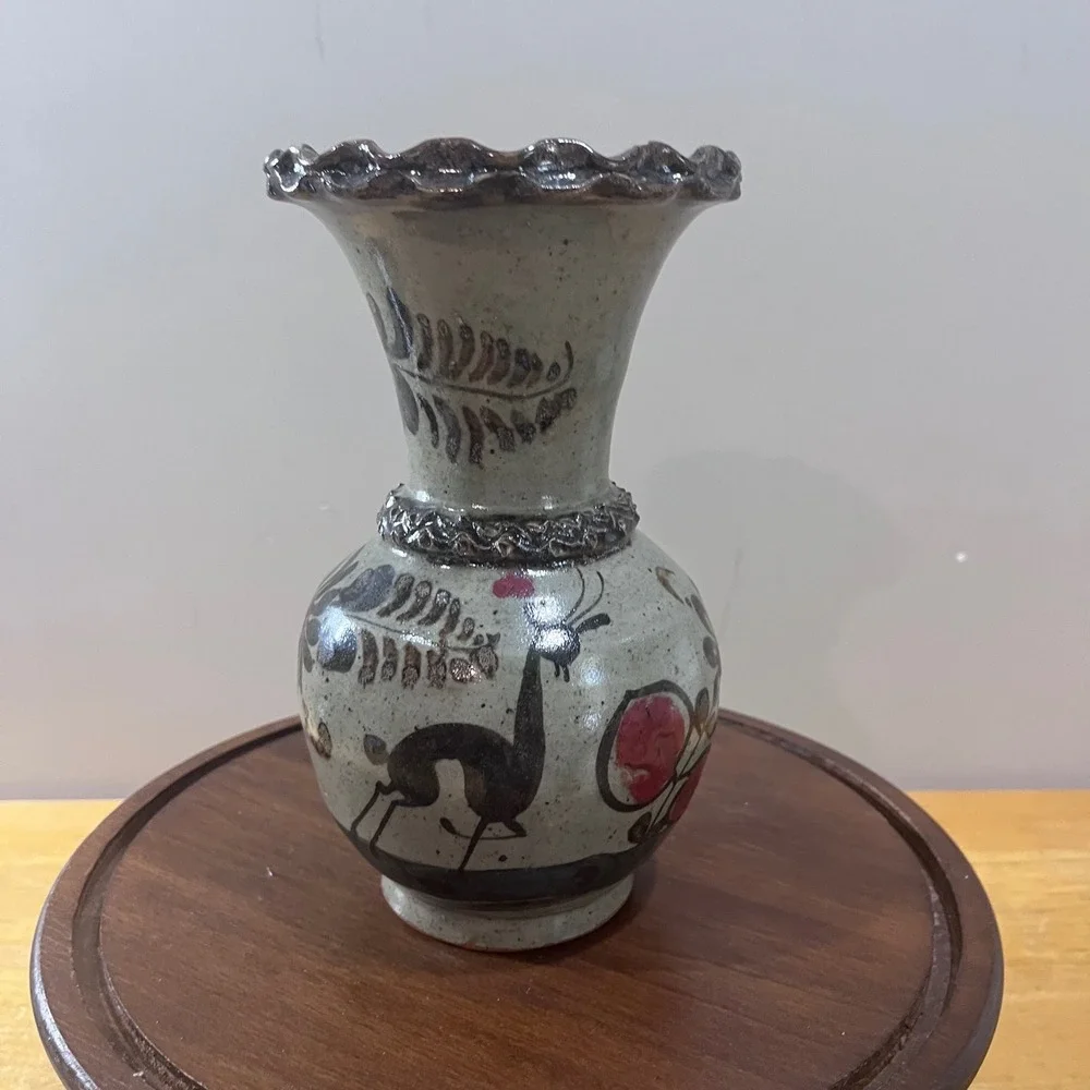 Vtg Tonala Mexican‎ Pottery Vase Hand Painted Deer Floral Scalloped Rim 8.75